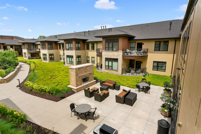 Promenade at Wayzata Minnehaha Creek Watershed District (MCWD)